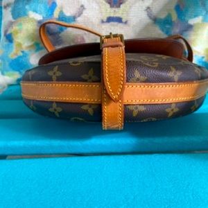 Lv pm chantley monogram